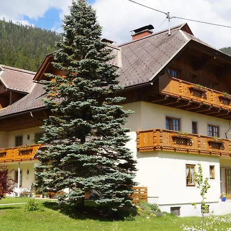 Gaestehaus Wastian شقة