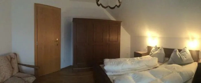 Gaestehaus Wastian * Weissbriach